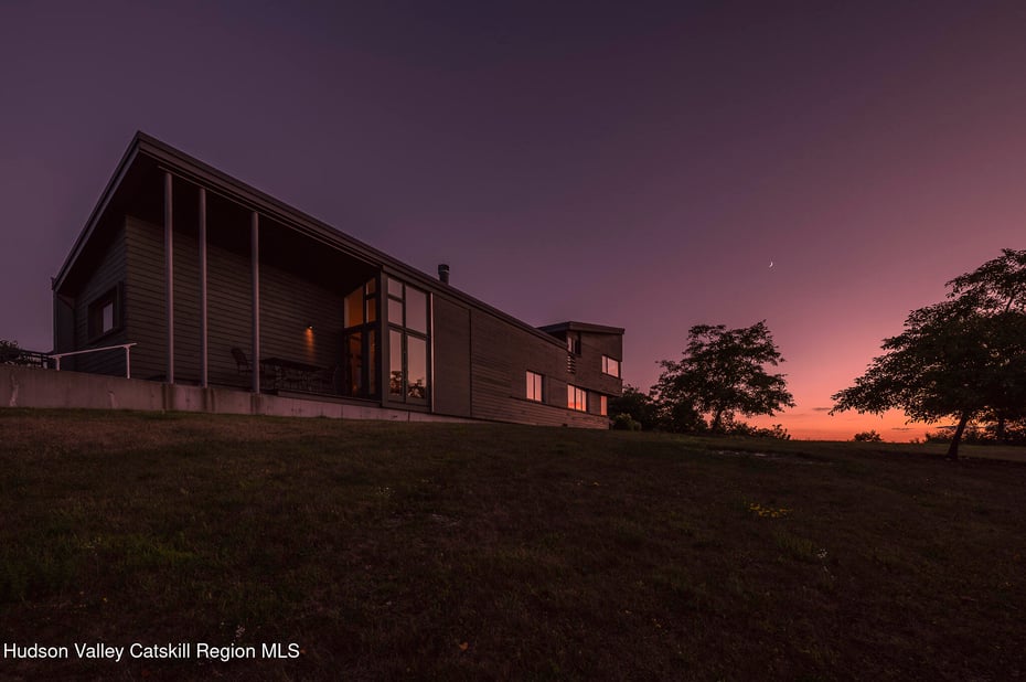 292 White Hill Road Photo 1