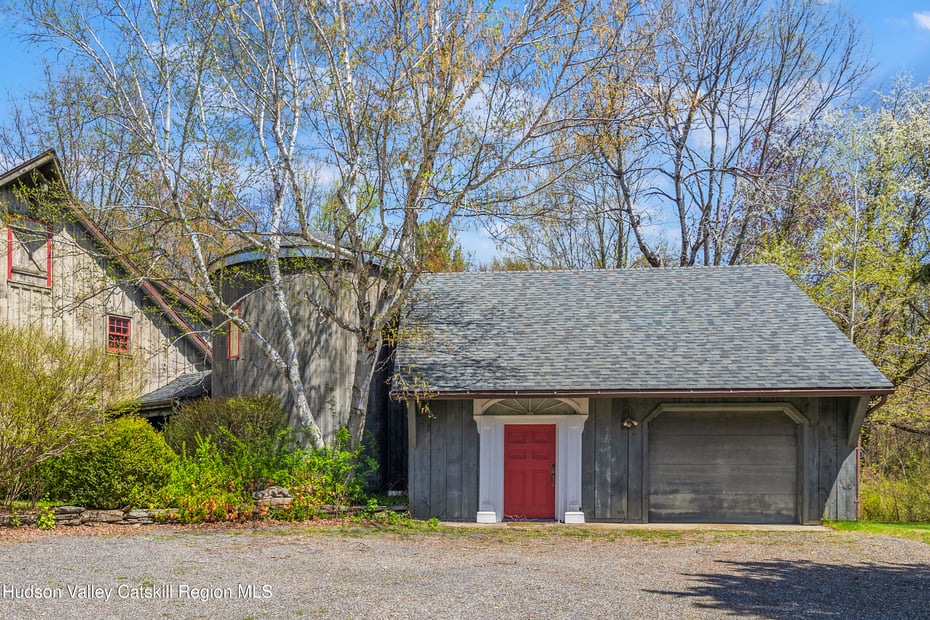 455 Post Hill Road Photo 3
