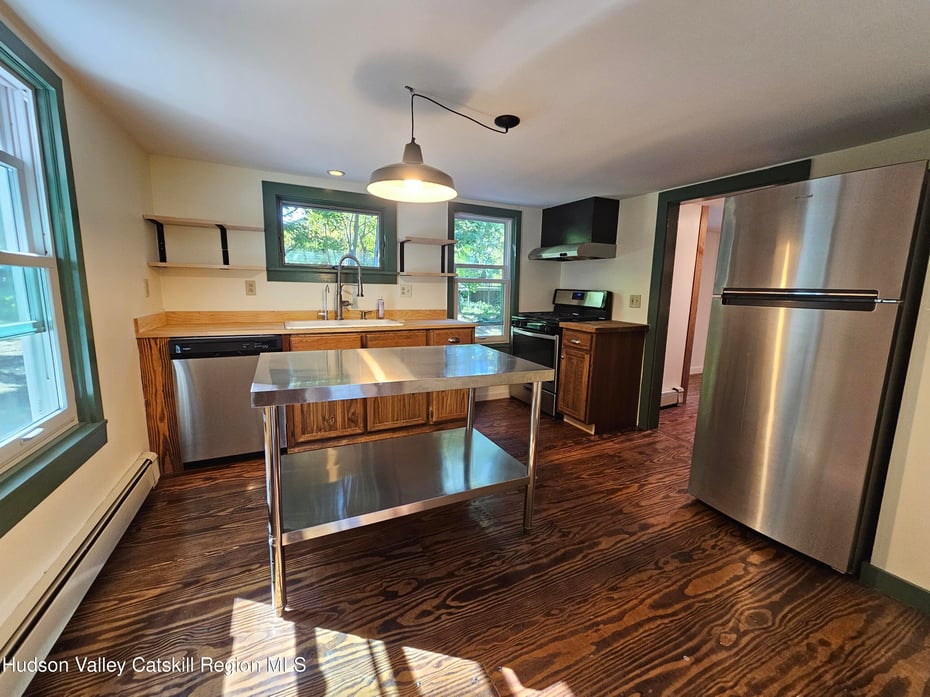 861 Snydertown Road Photo 11