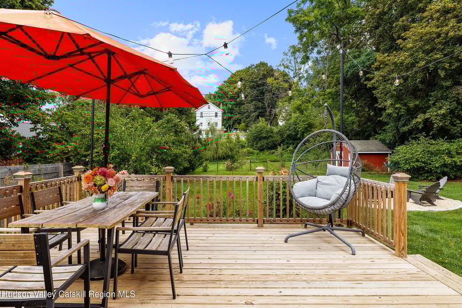 25 Miles Road Photo 12