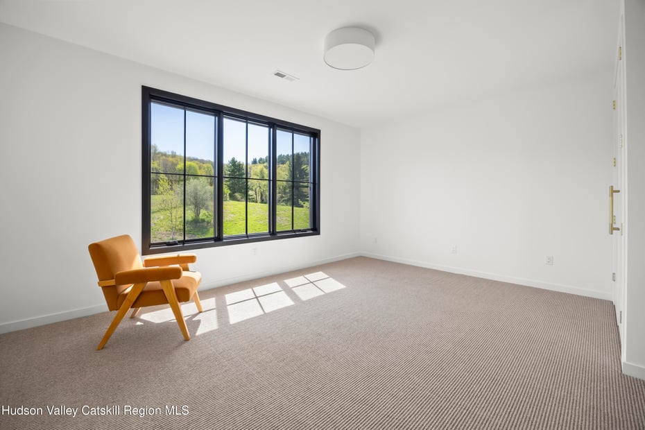110 Mansfield Road Photo 35