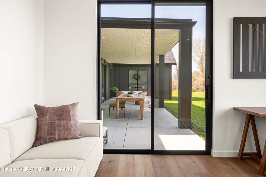 110 Mansfield Road Photo 37