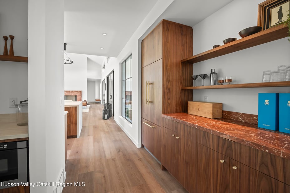110 Mansfield Road Photo 17