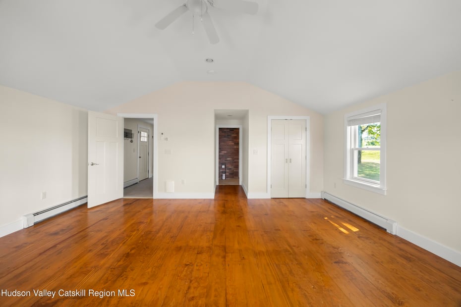 4 Lower Post Road Photo 18