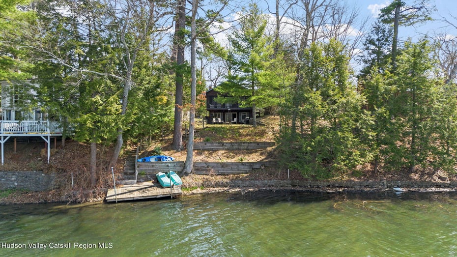 39 Island Drive Photo 1