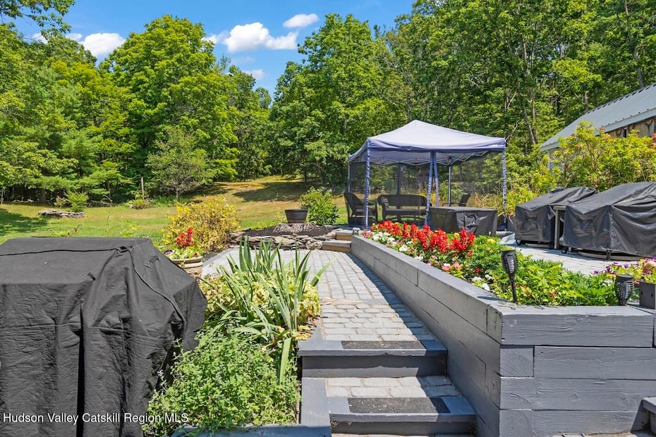 4 Greeley Road Photo 5