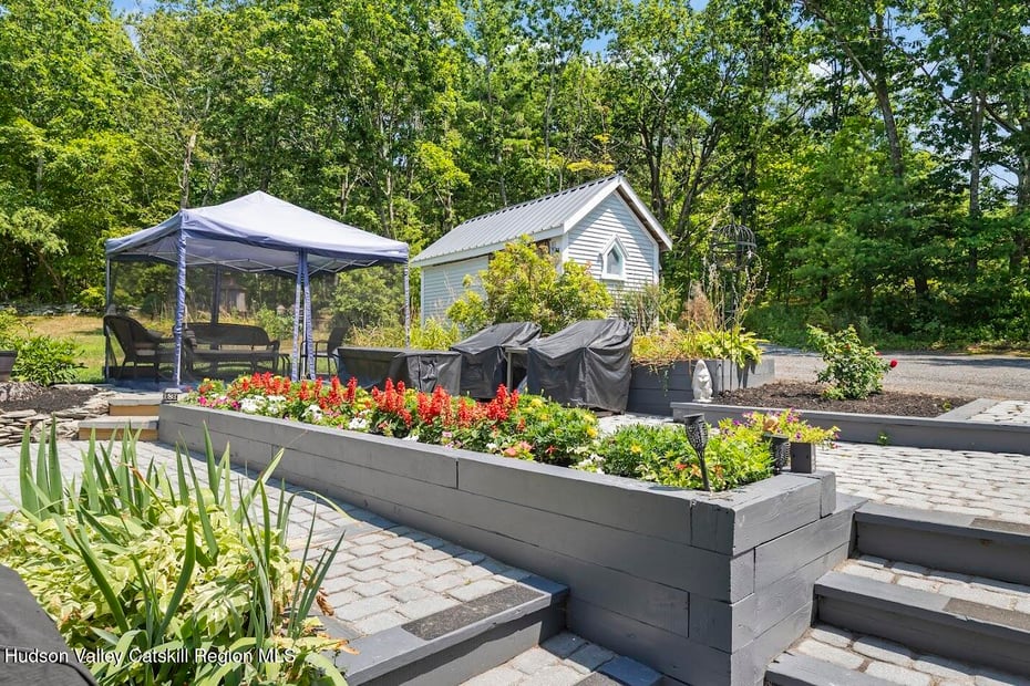 4 Greeley Road Photo 24