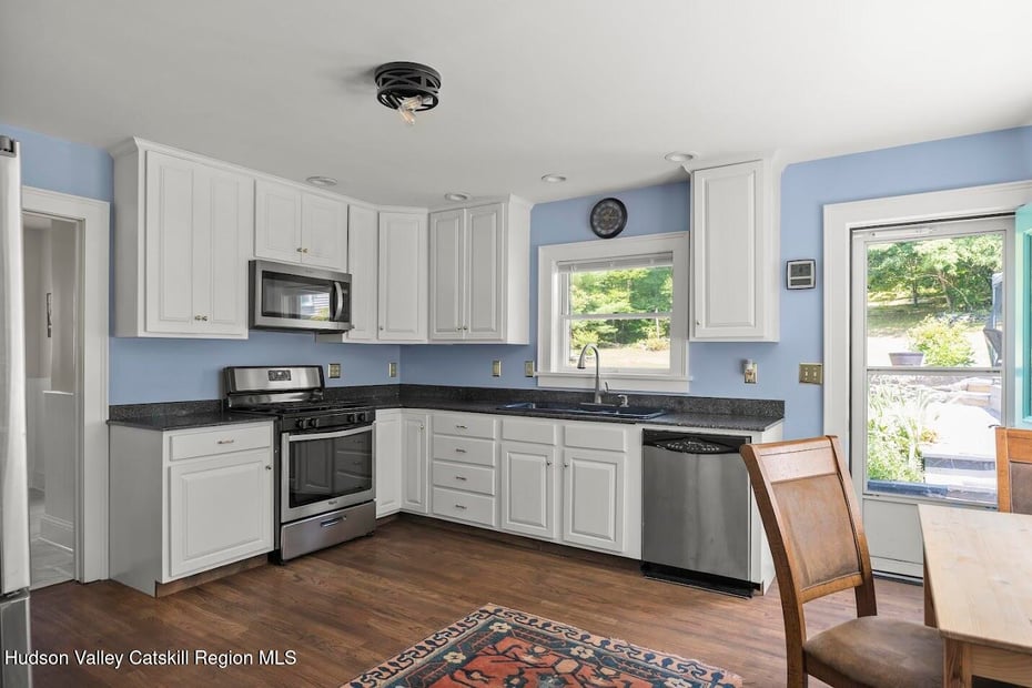 4 Greeley Road Photo 6