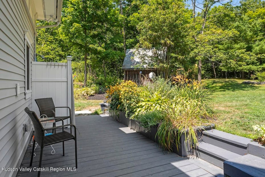 4 Greeley Road Photo 23