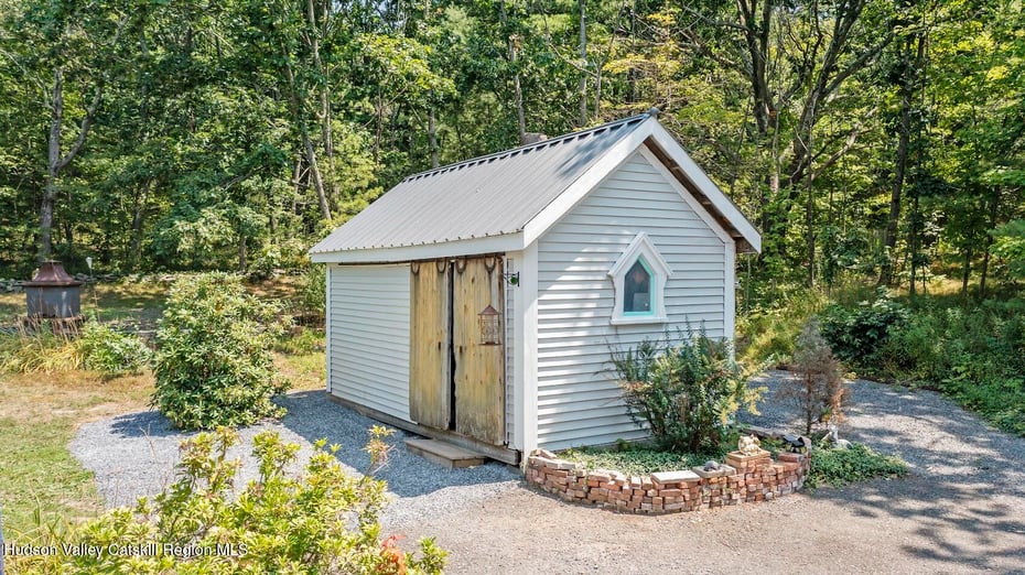 4 Greeley Road Photo 28