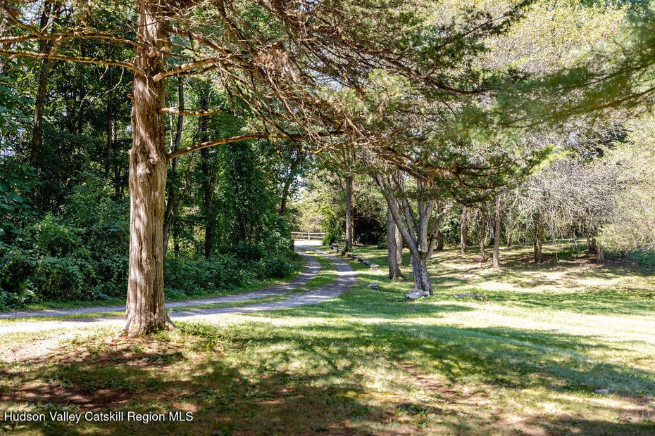 455 Post Hill Roads Photo 50