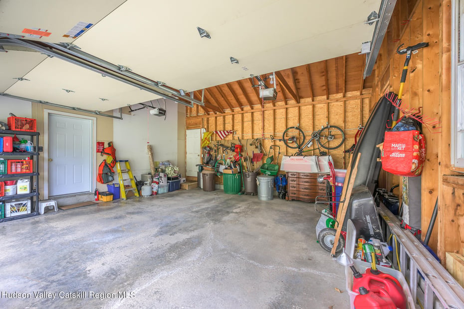 160 Beale Road Photo 33