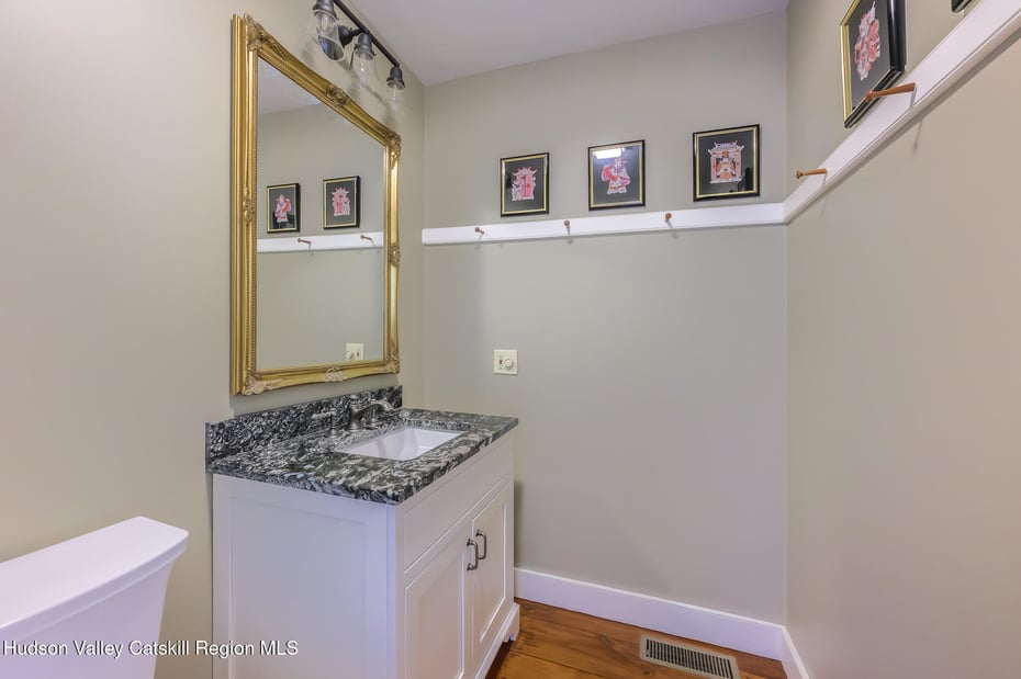 160 Beale Road Photo 25