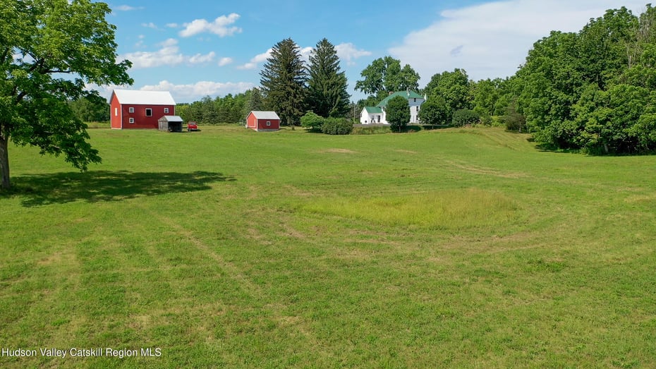 95 Lower Post Road Photo 43