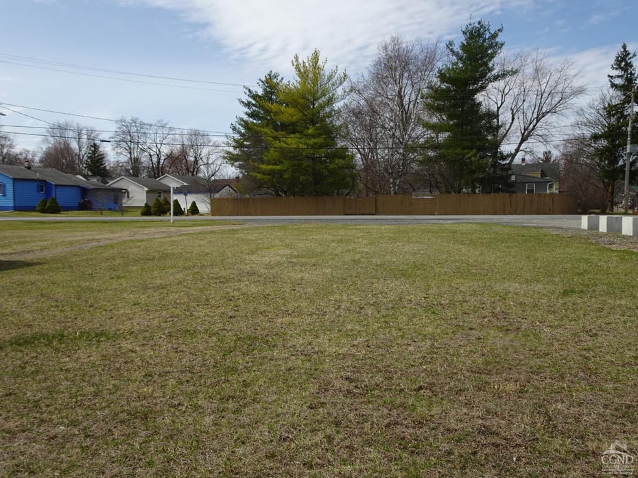 77 Ten Broeck Ave Photo 2