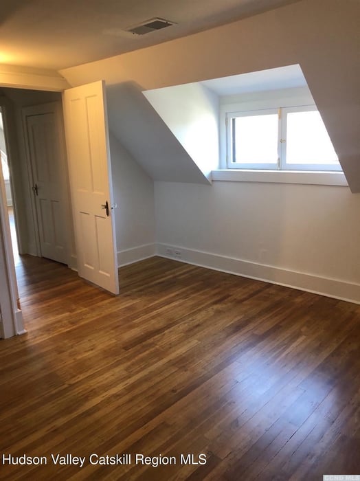 420 Warren Street Photo 18