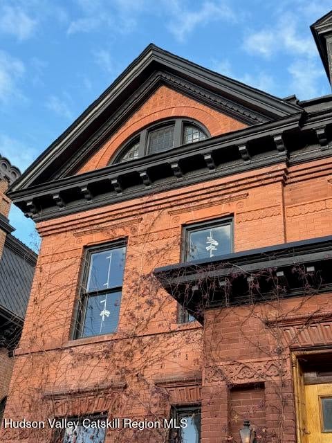 420 Warren Street Photo 32