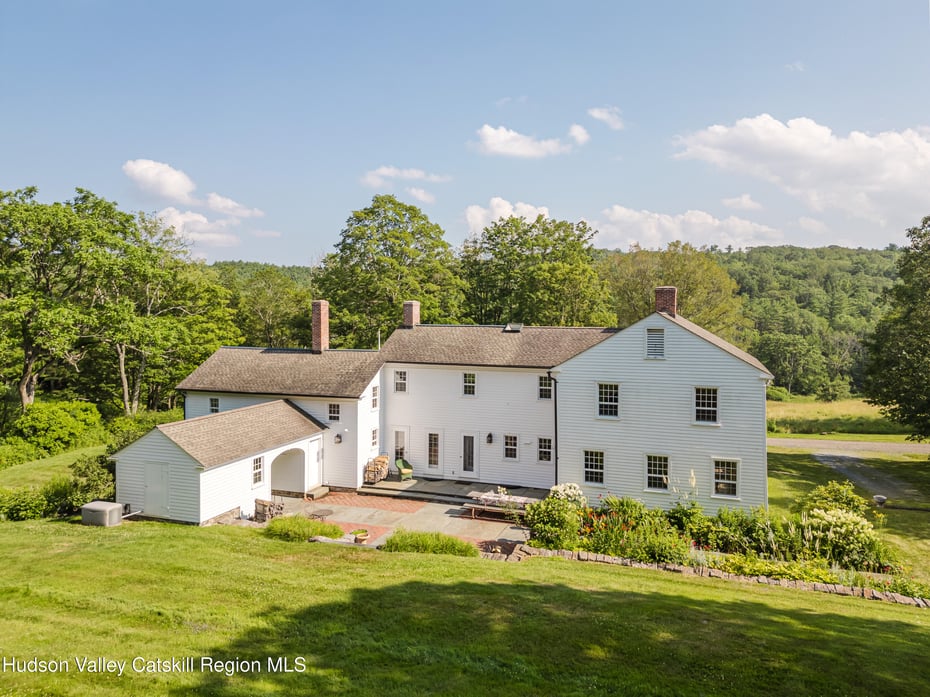 439 Kelly Road Photo 5