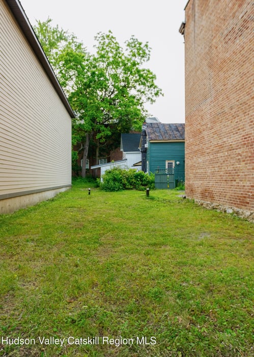 6 Broad Street Photo 8