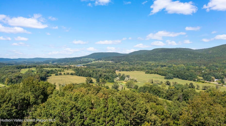 8025 Route 22 Stop 84 Photo 21