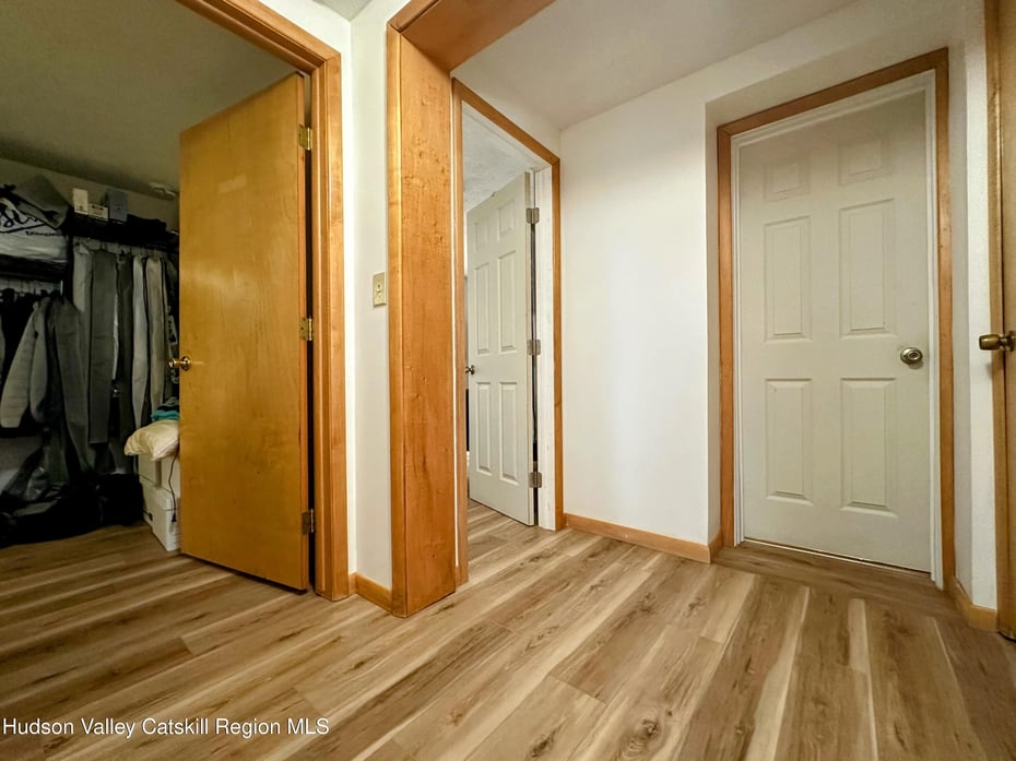4 Delaware Avenue Photo 13
