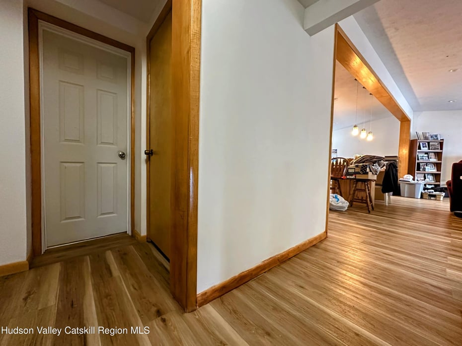 4 Delaware Avenue Photo 12