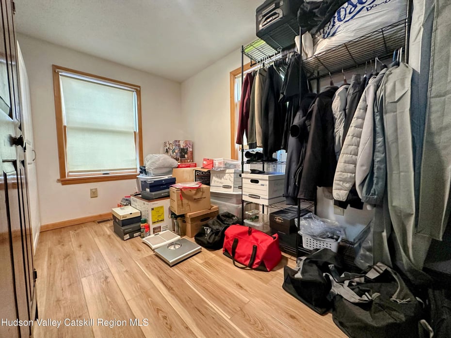 4 Delaware Avenue Photo 16