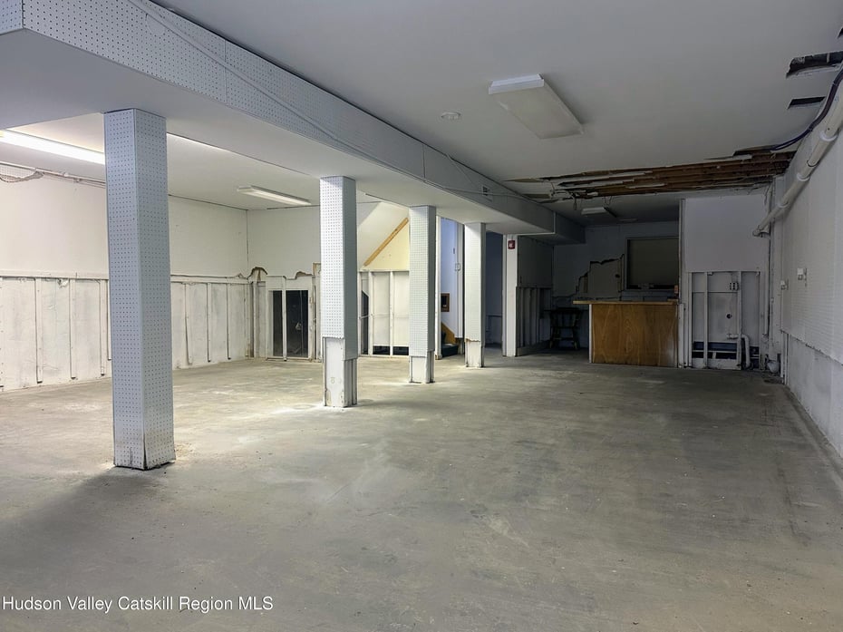 4 Delaware Avenue Photo 18