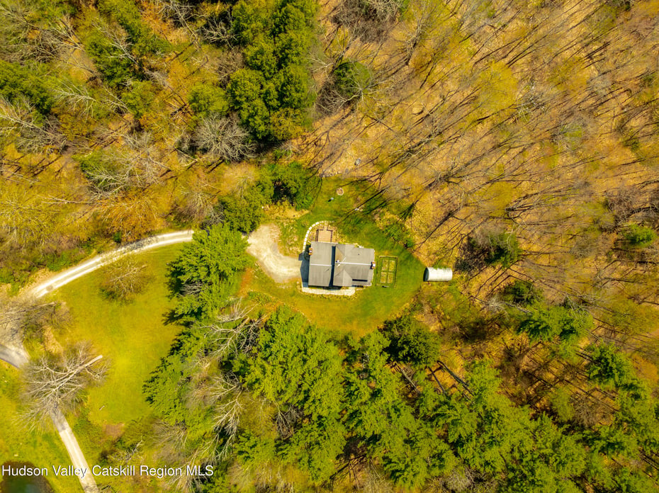 186 W Hand Hill Road Photo 15