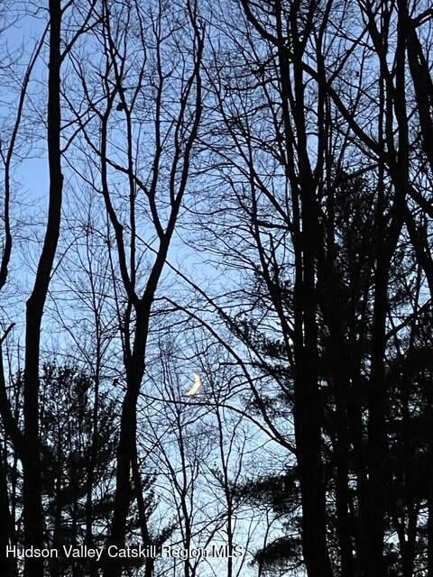 186 W Hand Hill Road Photo 38