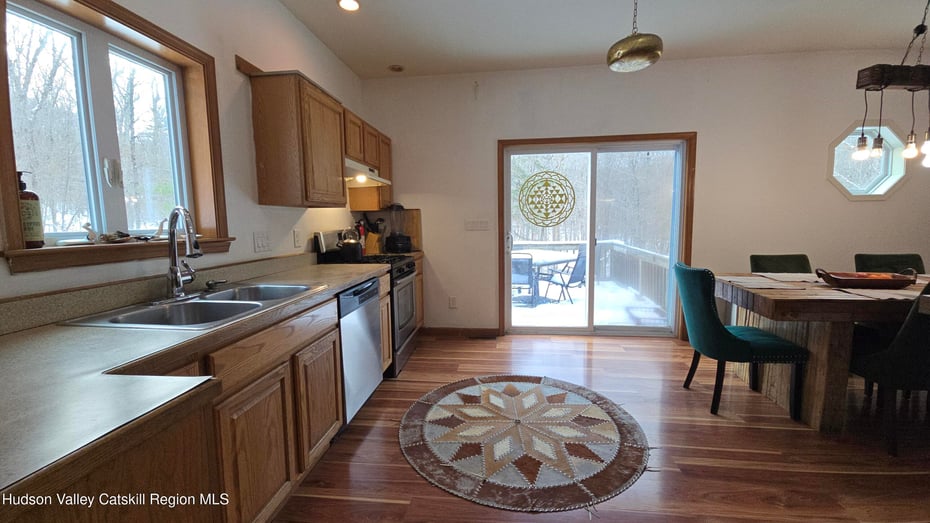 614 Salls Road Photo 10