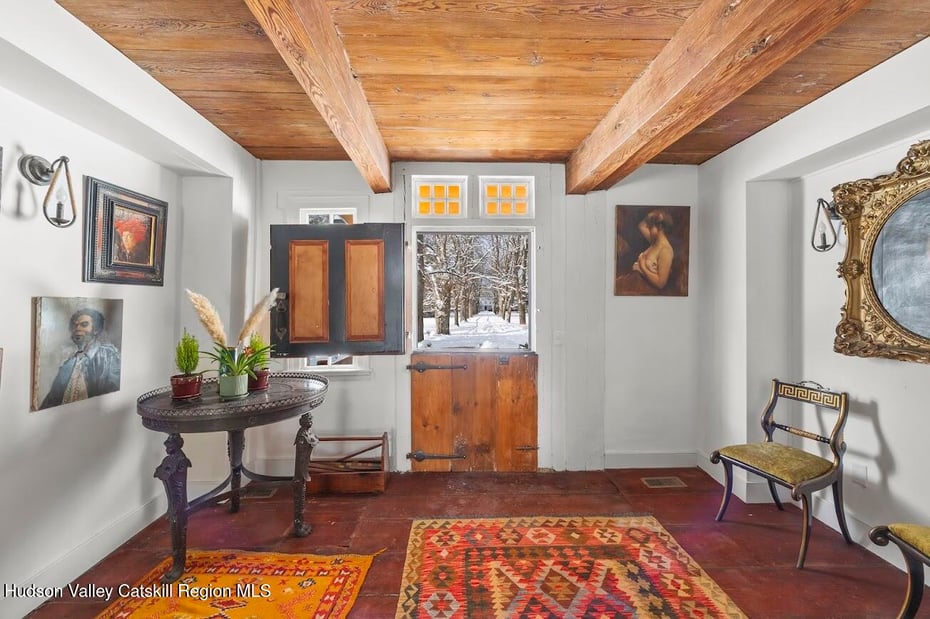 33 Broad Street Photo 6