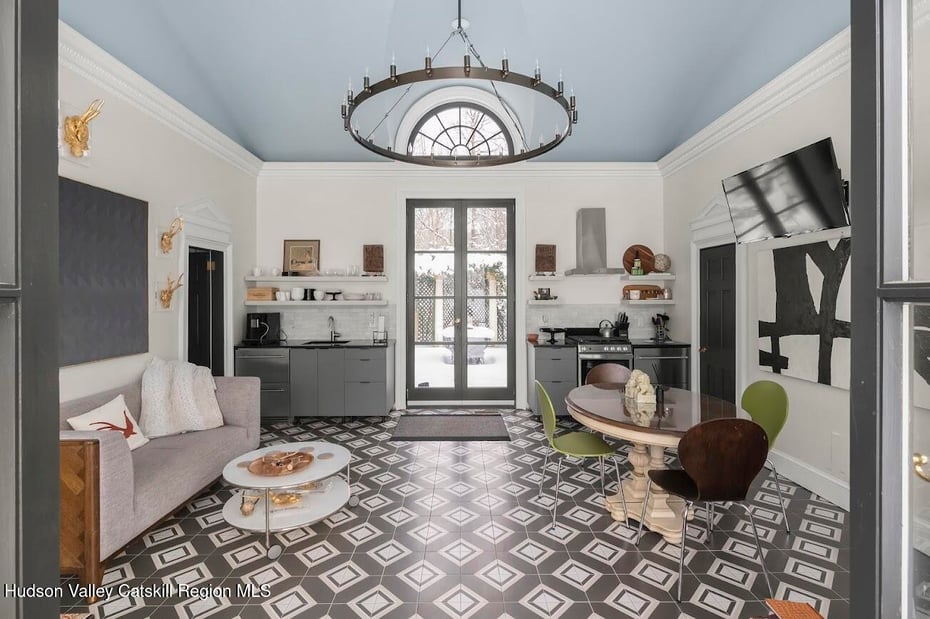 33 Broad Street Photo 58