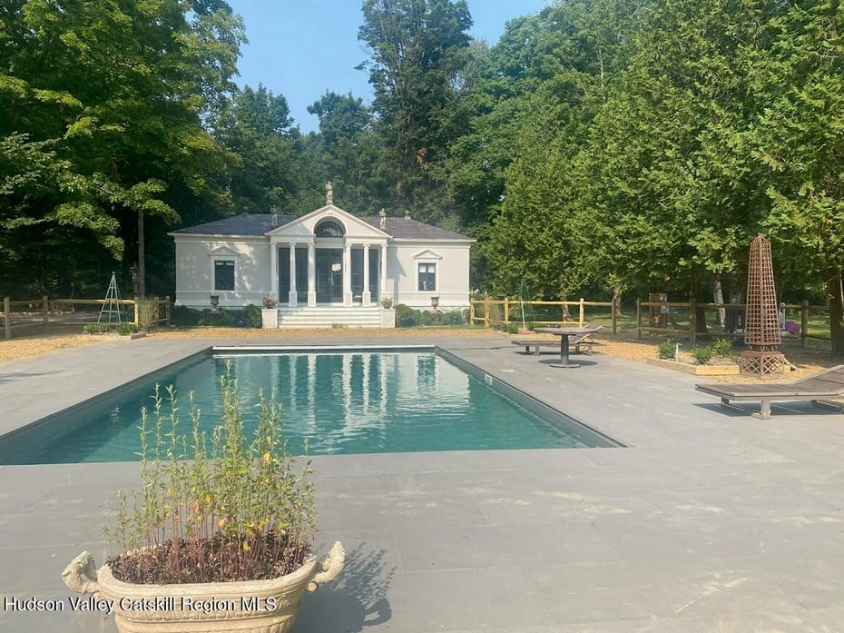 33 Broad Street Photo 55