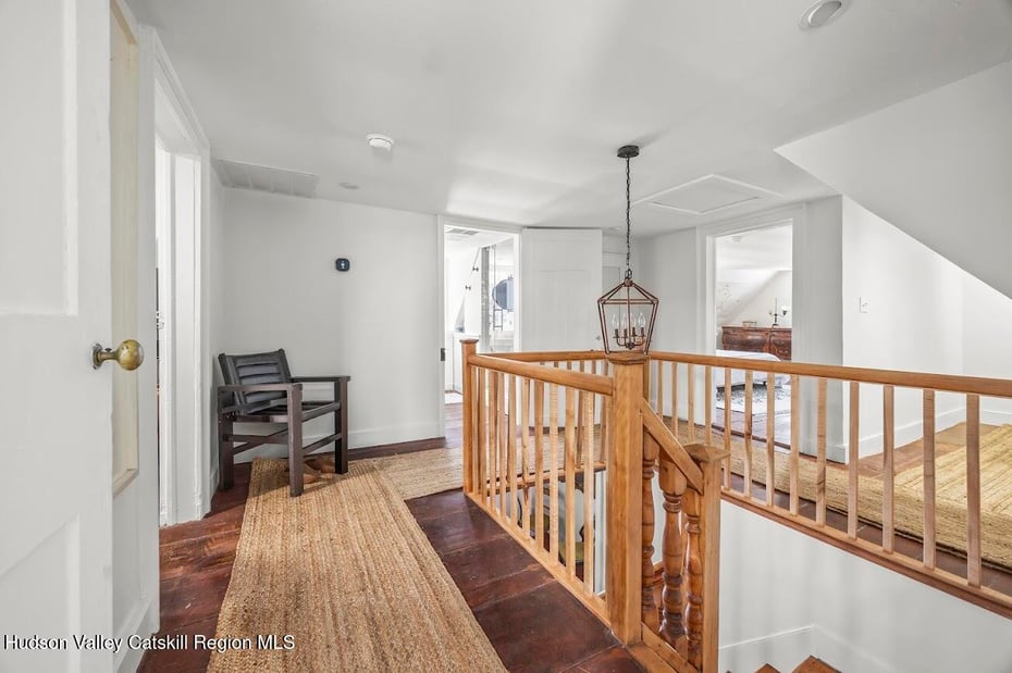 33 Broad Street Photo 30