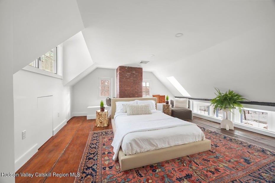 33 Broad Street Photo 45