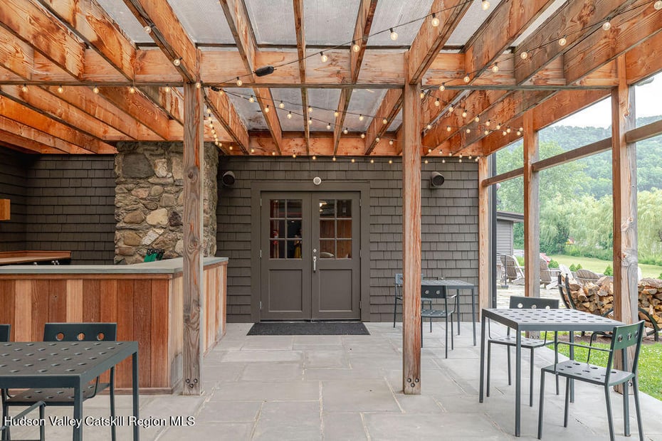 37 Catamount Road Photo 12