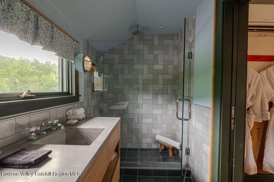 37 Catamount Road Photo 35