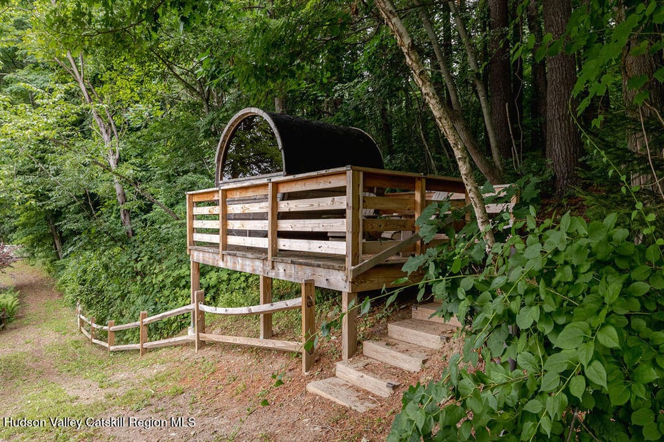 37 Catamount Road Photo 15
