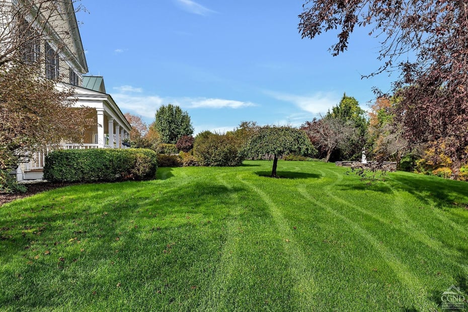 189 Sutherland Road Photo 77