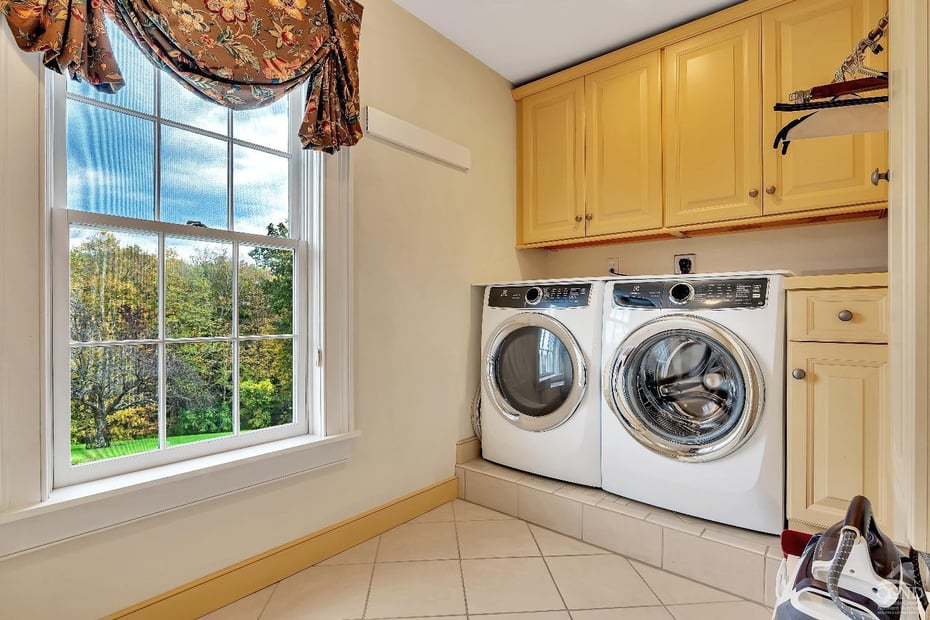 189 Sutherland Road Photo 48