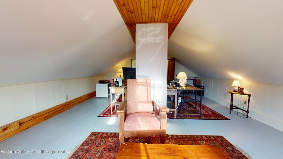 6542 Hill Street Photo 24