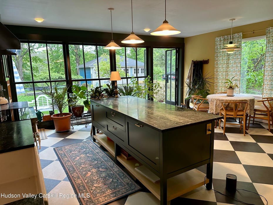 5 Fairview Avenue Photo 13