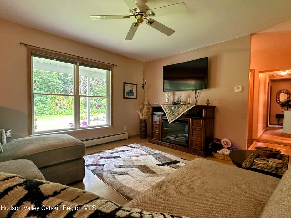 23 Maple Lane Photo 11