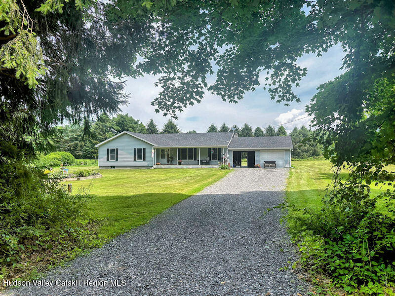 23 Maple Lane Photo 1