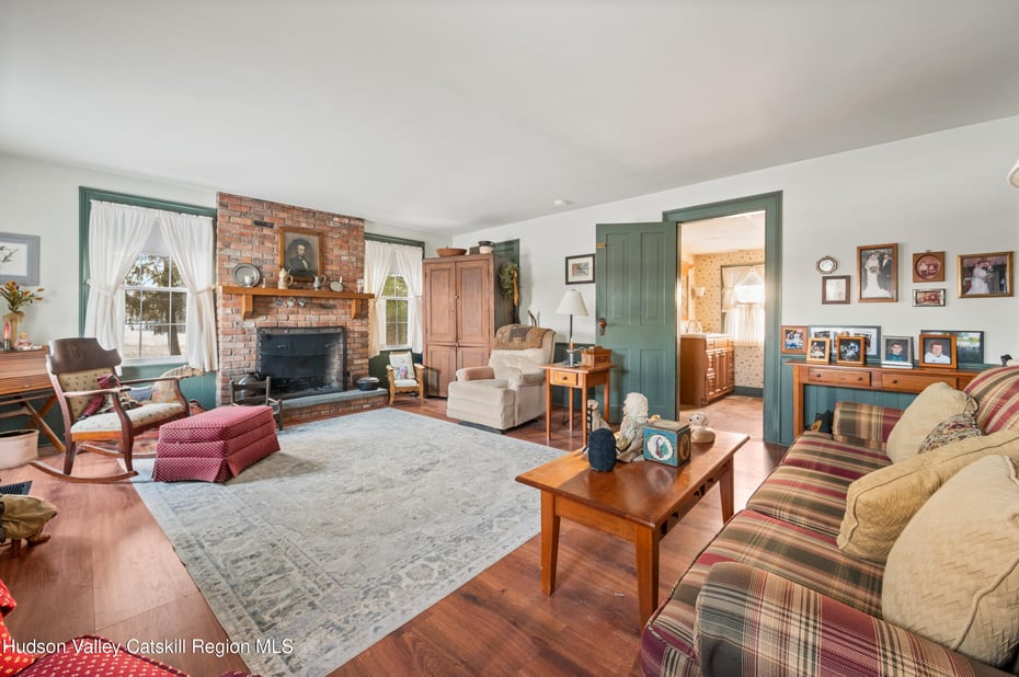 643 Eichybush Road Photo 12