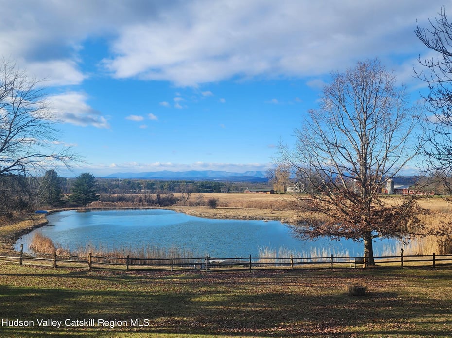 643 Eichybush Road Photo 5