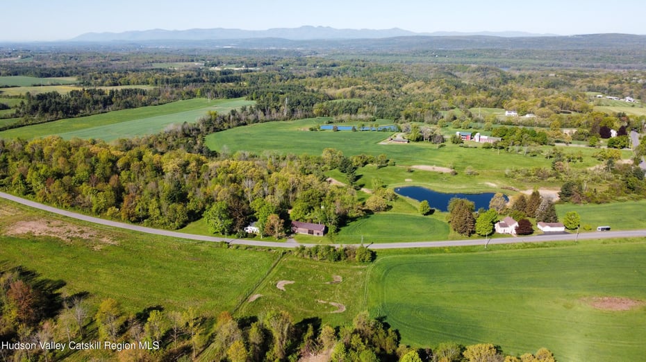 643 Eichybush Road Photo 2