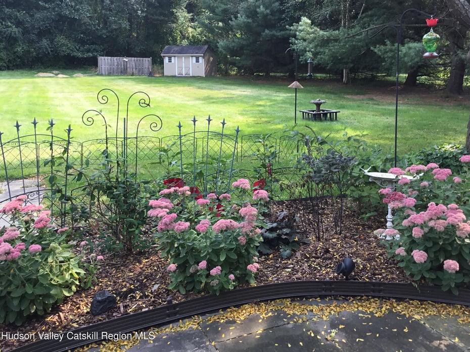 11 Presidential Drive Photo 27