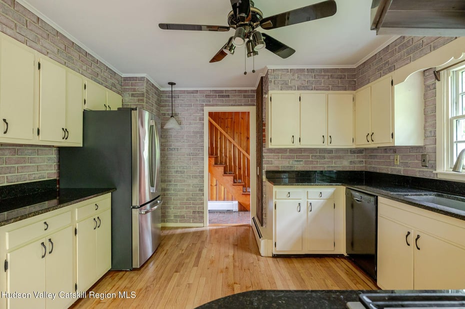162 Valley View Road Photo 12
